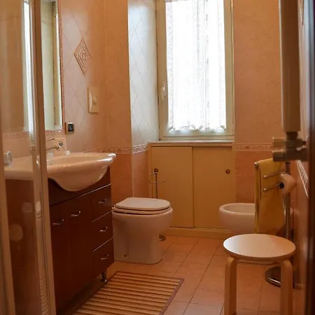 La Casa Di Vittorio Apartment *